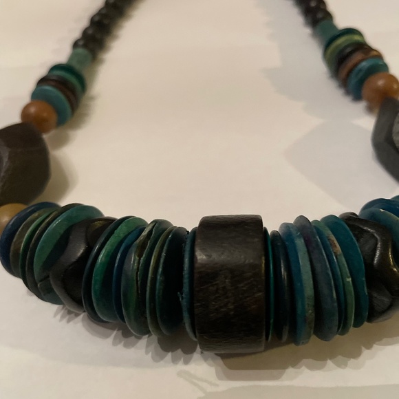 Necklace - Picture 3 of 3